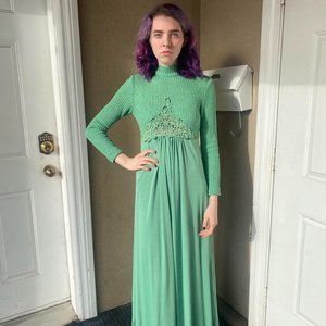 1970s Green Knit Long Sleeve Dress